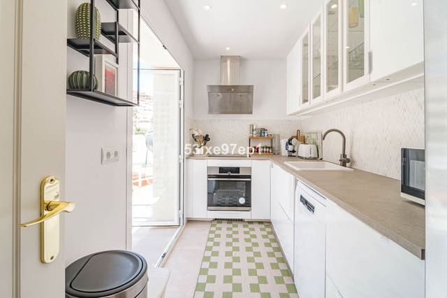 2 slaapkamer Appartement te koop in Calahonda, Mijas met zwembad garage - € 439.000 (Ref: 10044363)