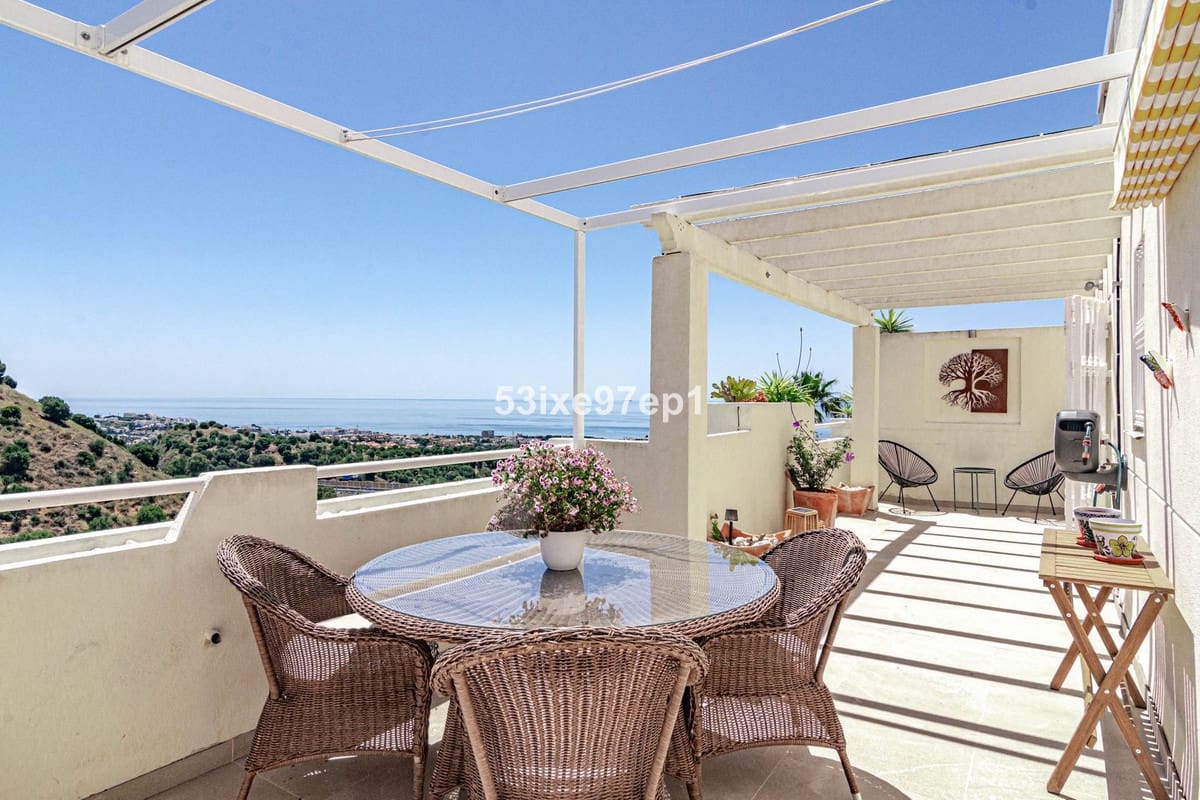 2 slaapkamer Appartement te koop in Calahonda met zwembad garage - € 439.000 (Ref: 10044363)