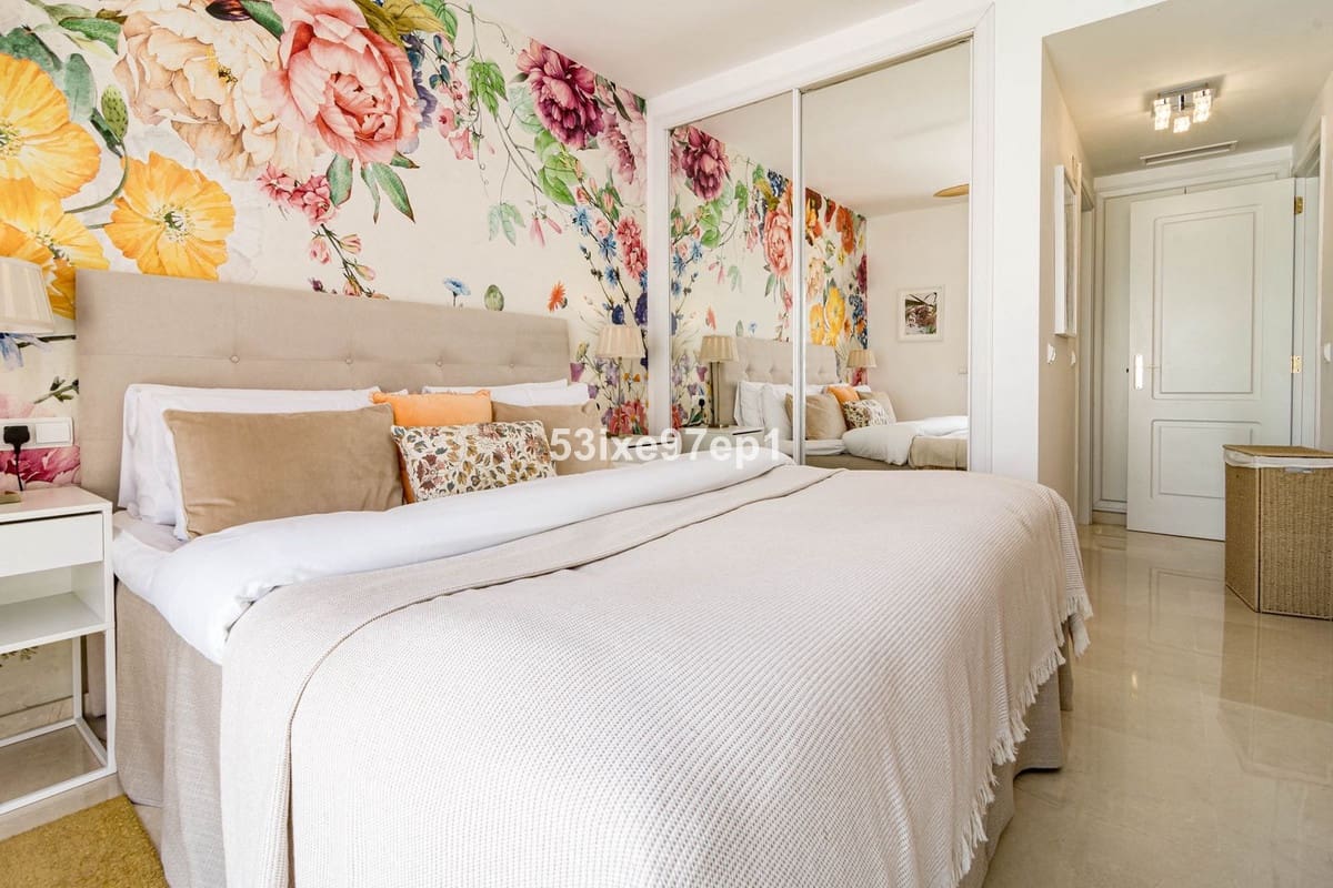 2 slaapkamer Appartement te koop in Calahonda met zwembad garage - € 439.000 (Ref: 10044363)