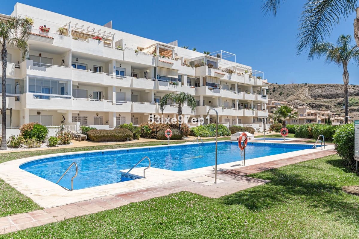 2 slaapkamer Appartement te koop in Calahonda met zwembad garage - € 439.000 (Ref: 10044363)