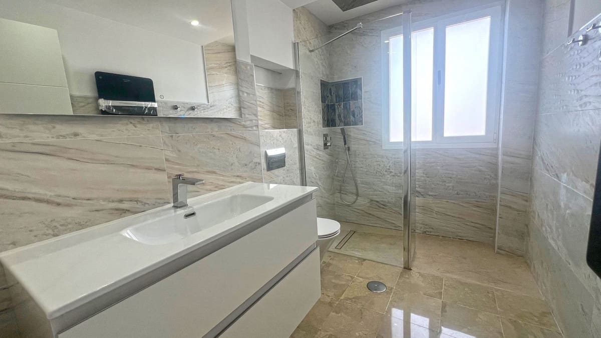 3 slaapkamer Appartement te koop in Marbella met zwembad garage - € 890.000 (Ref: 10044367)