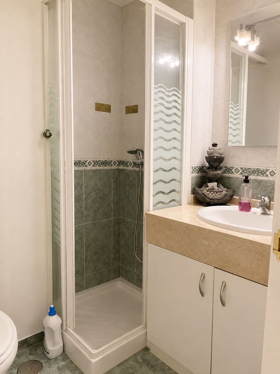 2 bedroom Apartment for sale in Nueva Andalucia with pool - € 459,000 (Ref: 10044369)