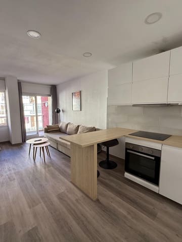 2 bedroom Apartment for sale in Nueva Andalucia, Marbella with pool - € 459,000 (Ref: 10044369)
