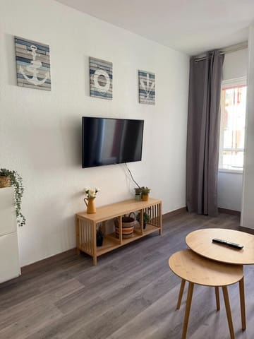 2 bedroom Apartment for sale in Nueva Andalucia, Marbella with pool - € 459,000 (Ref: 10044369)