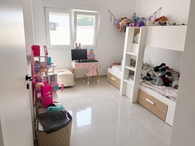 3 Zimmer Villa zu verkaufen in La Duquesa / Puerto de la Duquesa, Manilva mit Garage - 615.000 € (Ref: 10046081)