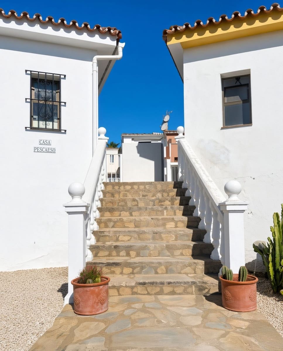 3 Zimmer Villa zu verkaufen in La Duquesa / Puerto de la Duquesa mit Garage - 615.000 € (Ref: 10046081)
