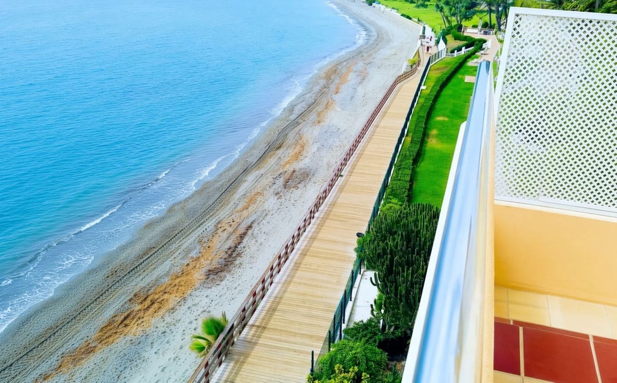 Studio zu verkaufen in Estepona - 189.000 € (Ref: 10046083)