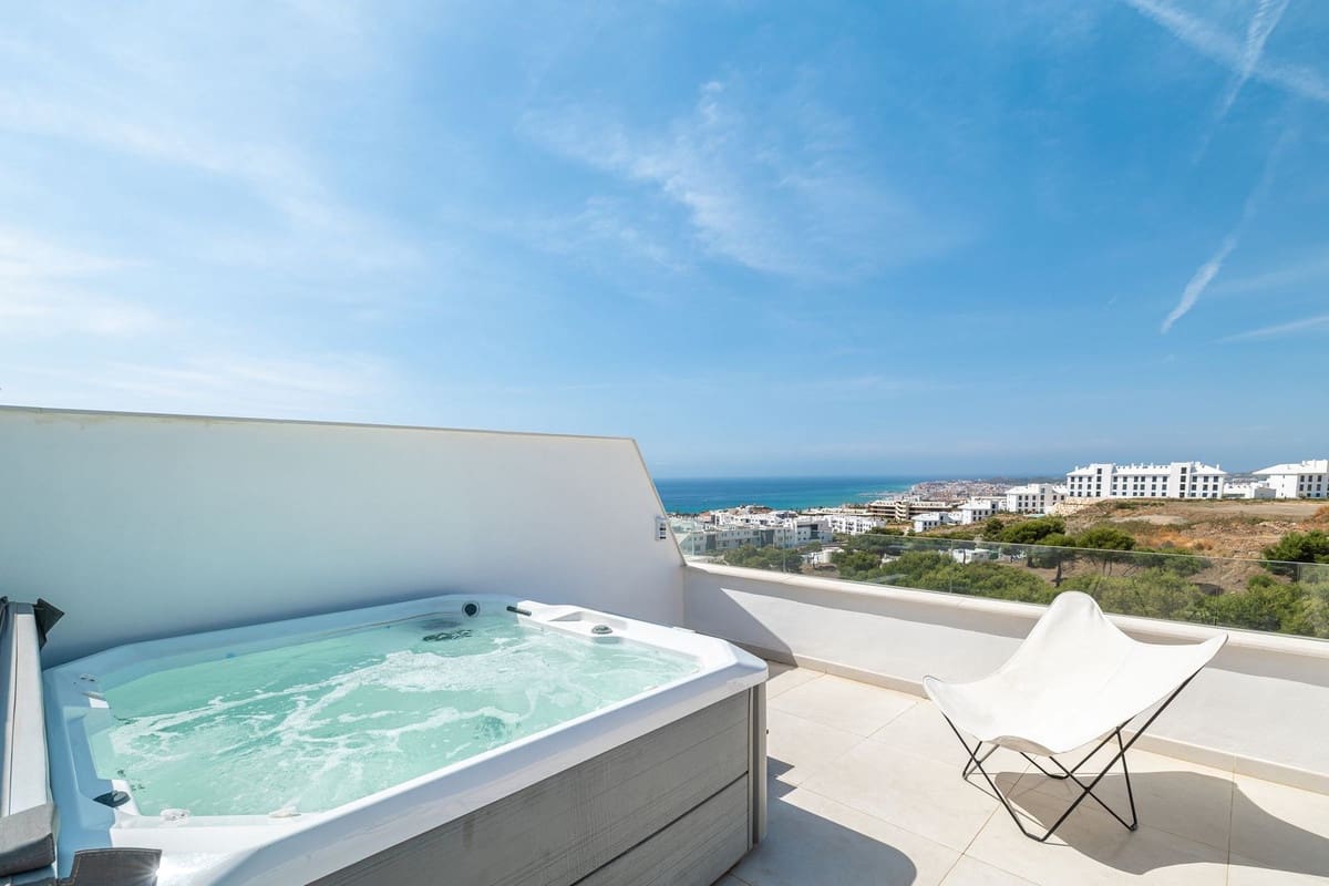 2 chambre Appartement à vendre à Fuengirola avec piscine garage - 899 000 € (Ref: 10046084)