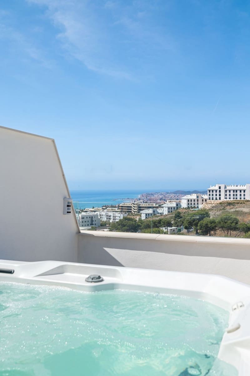 2 chambre Appartement à vendre à Fuengirola avec piscine garage - 899 000 € (Ref: 10046084)