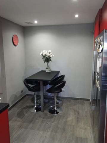 5 quarto Casa em Banda para venda em Bel-Air, Estepona - 610 000 € (Ref: 10061127)