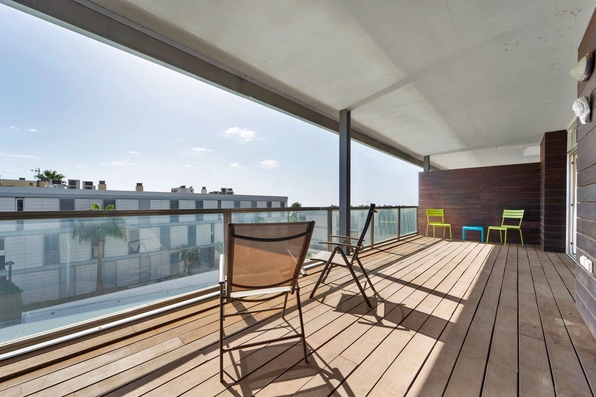 3 quarto Apartamento para venda em Manilva com piscina garagem - 360 000 € (Ref: 10061128)