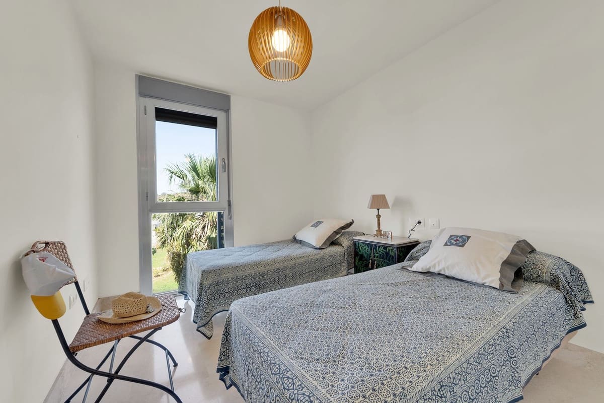 3 quarto Apartamento para venda em Manilva com piscina garagem - 360 000 € (Ref: 10061128)