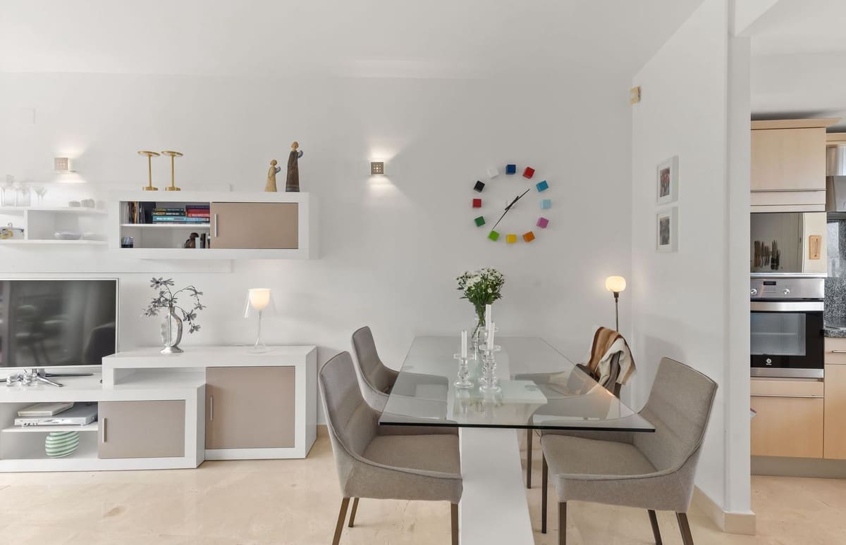 2 Zimmer Apartment zu verkaufen in Miraflores mit Pool - 360.000 € (Ref: 10061134)