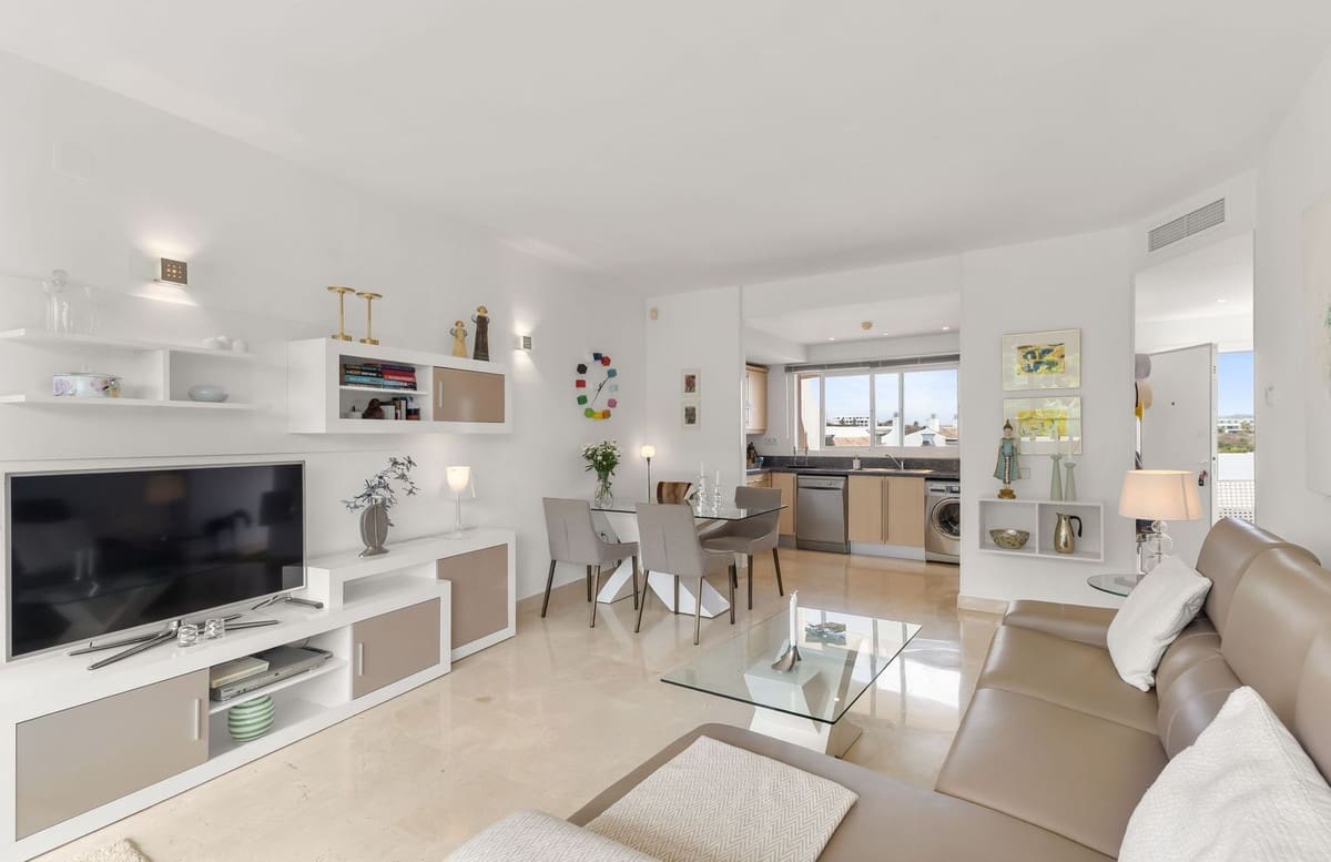 2 Zimmer Apartment zu verkaufen in Miraflores mit Pool - 360.000 € (Ref: 10061134)