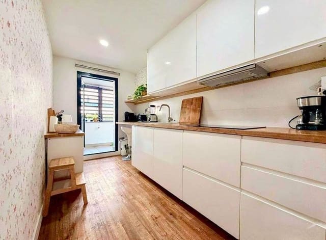 3 quarto Apartamento para venda em Estepona com piscina garagem - 499 500 € (Ref: 10061135)