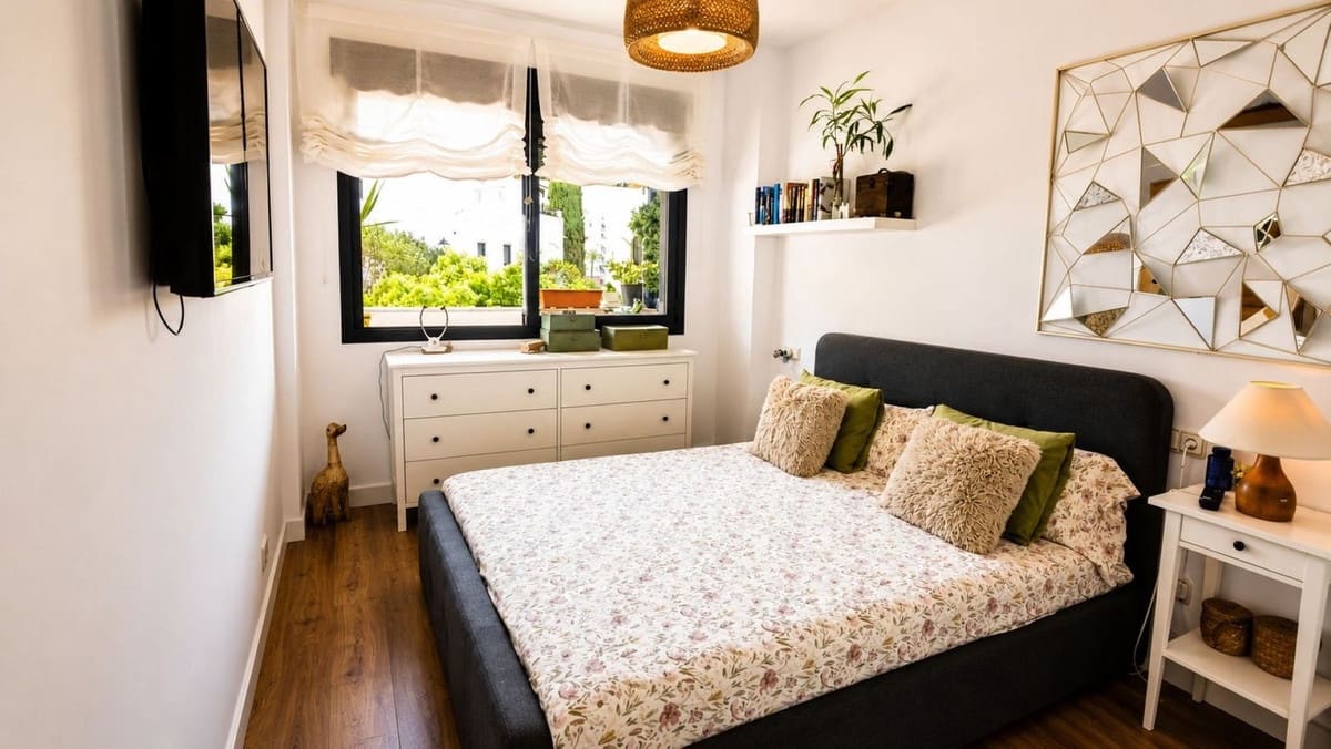 3 quarto Apartamento para venda em Estepona com piscina garagem - 499 500 € (Ref: 10061135)