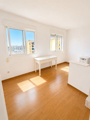 4 slaapkamer Appartement te koop in San Pedro de Alcantara, Marbella - € 388.000 (Ref: 10061136)