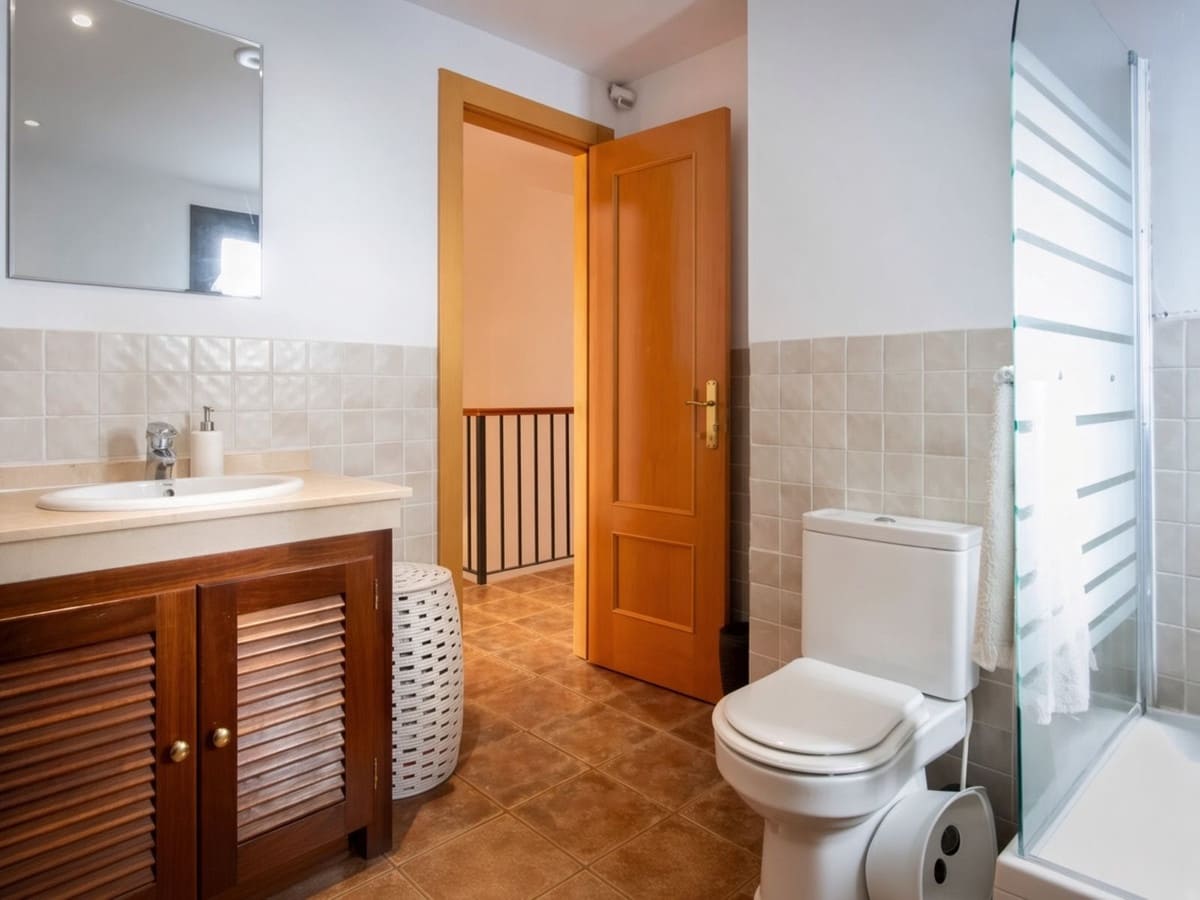 4 Zimmer Doppelhaus zu verkaufen in El Paraiso mit Pool Garage - 739.000 € (Ref: 10061137)