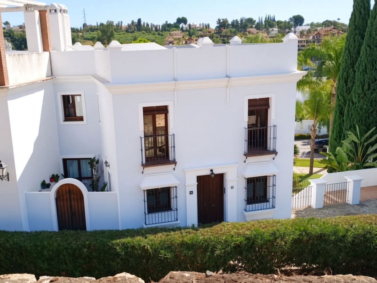 4 Zimmer Doppelhaus zu verkaufen in El Paraiso mit Pool Garage - 739.000 € (Ref: 10061137)