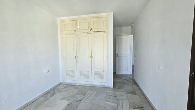Apartamento de 2 habitaciones en Riviera del Sol, Mijas en venta con piscina - 280.000 € (Ref: 10061143)
