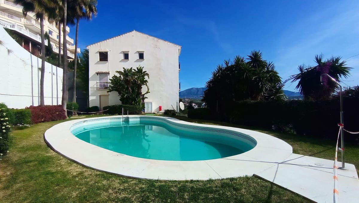 Apartamento de 2 habitaciones en Riviera del Sol en venta con piscina - 280.000 € (Ref: 10061143)