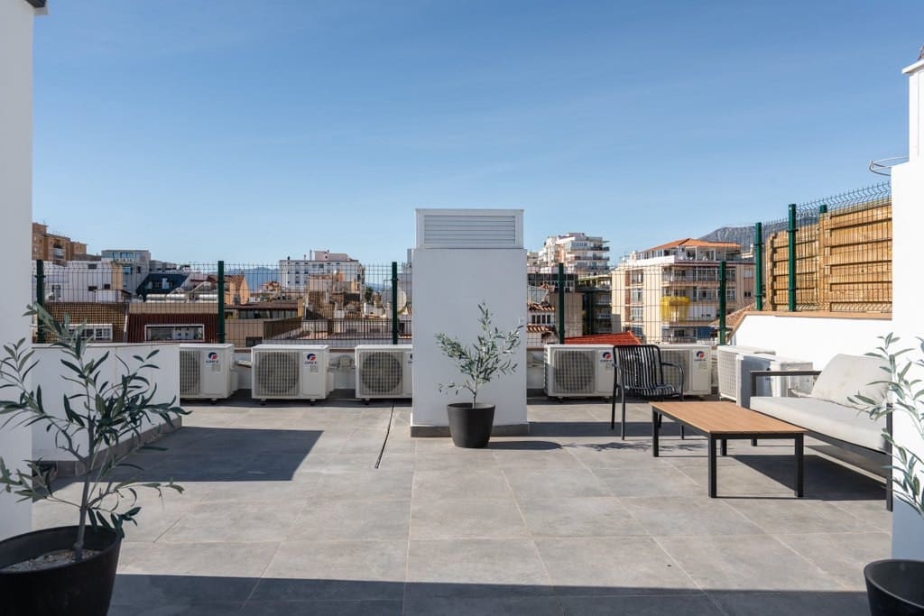 2 Zimmer Apartment zu verkaufen in Fuengirola mit Pool - 385.000 € (Ref: 10061144)