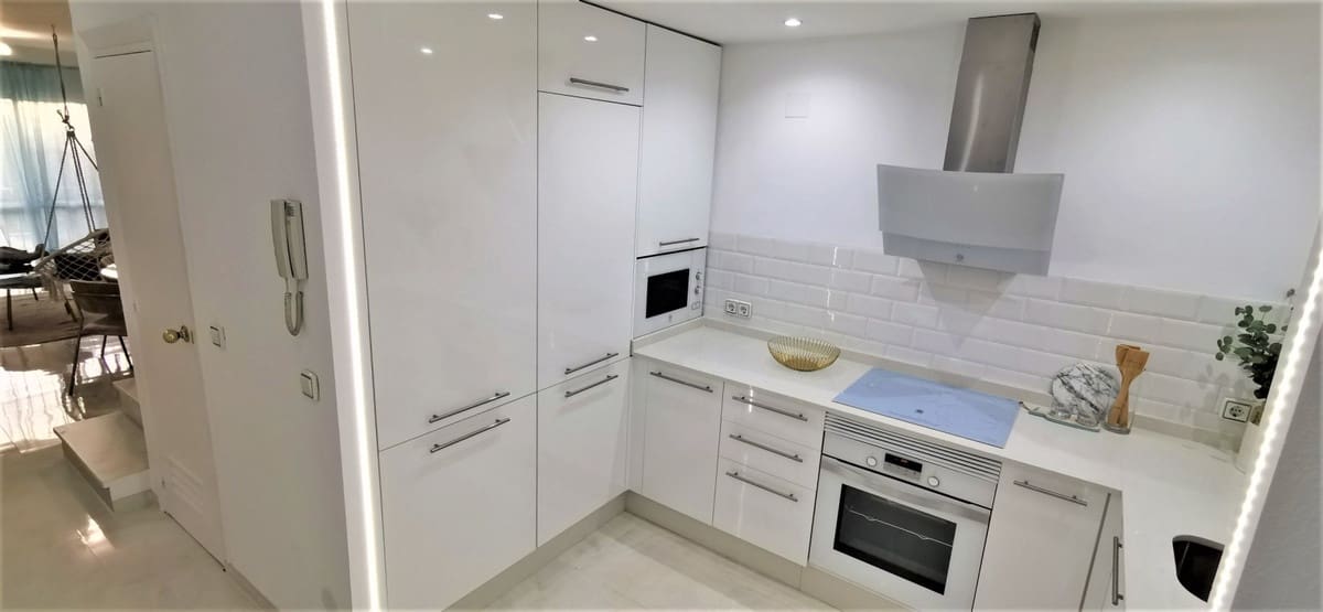 2 sypialnia Dom na sprzedaż w Estepona - 395 000 € (Ref: 10061146)