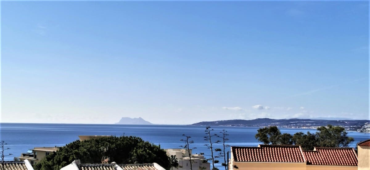 2 sypialnia Dom na sprzedaż w Estepona - 395 000 € (Ref: 10061146)