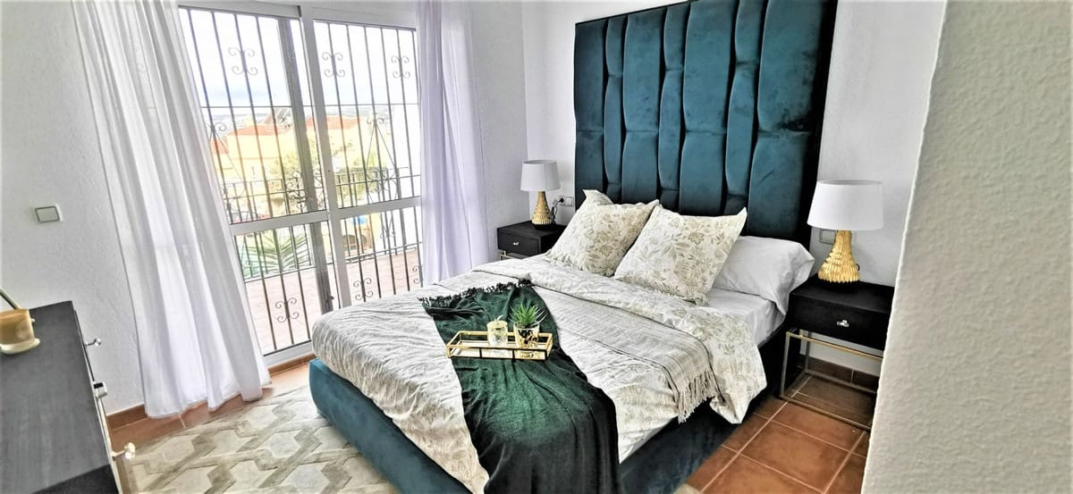 2 sypialnia Dom na sprzedaż w Estepona - 395 000 € (Ref: 10061146)