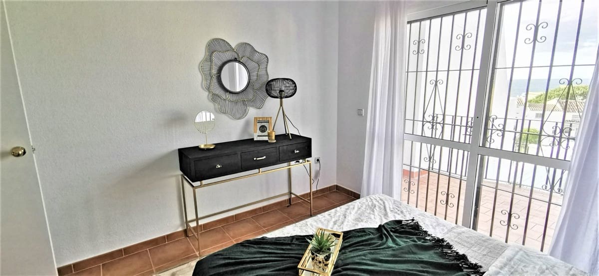 2 sypialnia Dom na sprzedaż w Estepona - 395 000 € (Ref: 10061146)