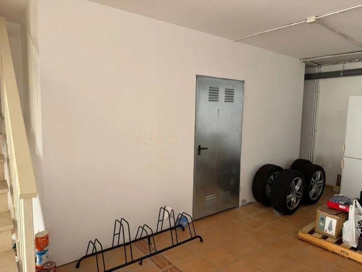 4 soverom Hus til salgs i El Rosario med svømmebasseng garasje - € 585 000 (Ref: 10061149)