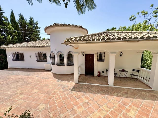6 Zimmer Villa zu verkaufen in Benalmádena mit Pool Garage - 1.350.000 € (Ref: 10061152)