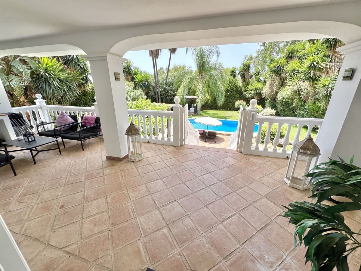 6 Zimmer Villa zu verkaufen in Benalmadena mit Pool Garage - 1.350.000 € (Ref: 10061152)