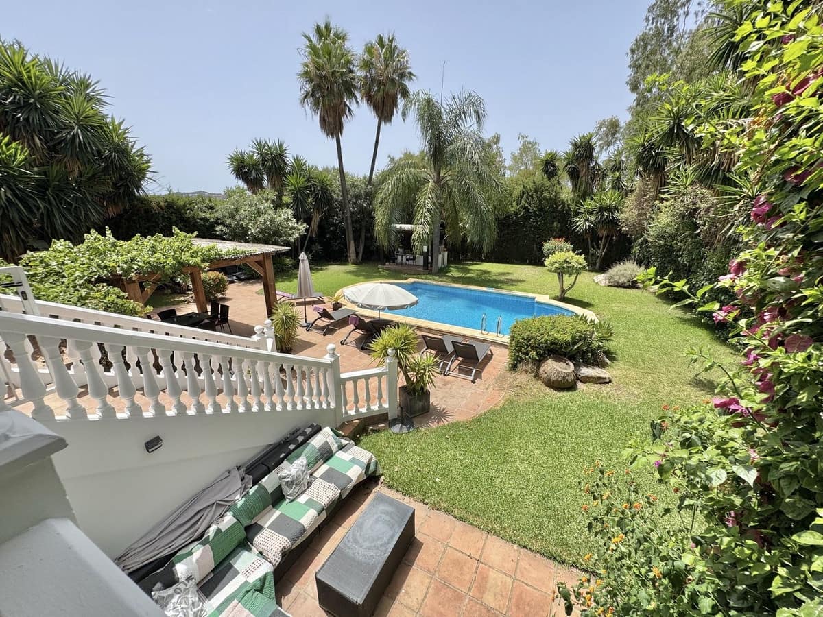 6 Zimmer Villa zu verkaufen in Benalmadena mit Pool Garage - 1.350.000 € (Ref: 10061152)