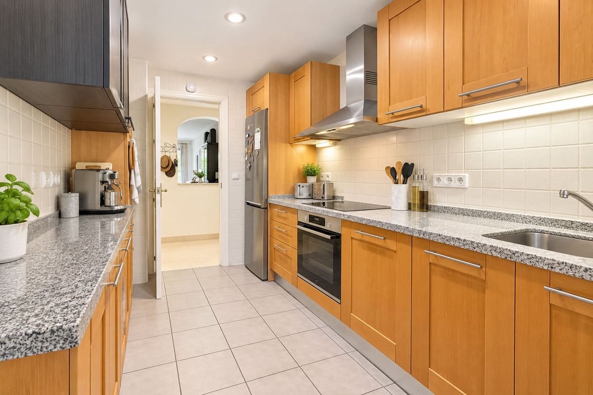 2 sypialnia Apartament na sprzedaż w Los Arqueros z basenem - 375 000 € (Ref: 10062910)