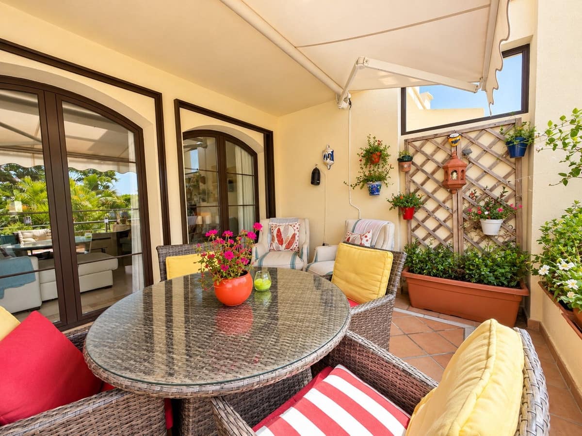 2 bedroom Apartment for sale in Los Arqueros with pool garage - € 375,000 (Ref: 10062910)
