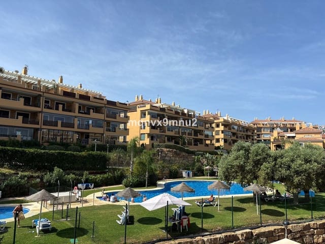 Apartamento de 2 habitaciones en La Cala de Mijas, Mijas en venta con piscina - 360.000 € (Ref: 10062912)