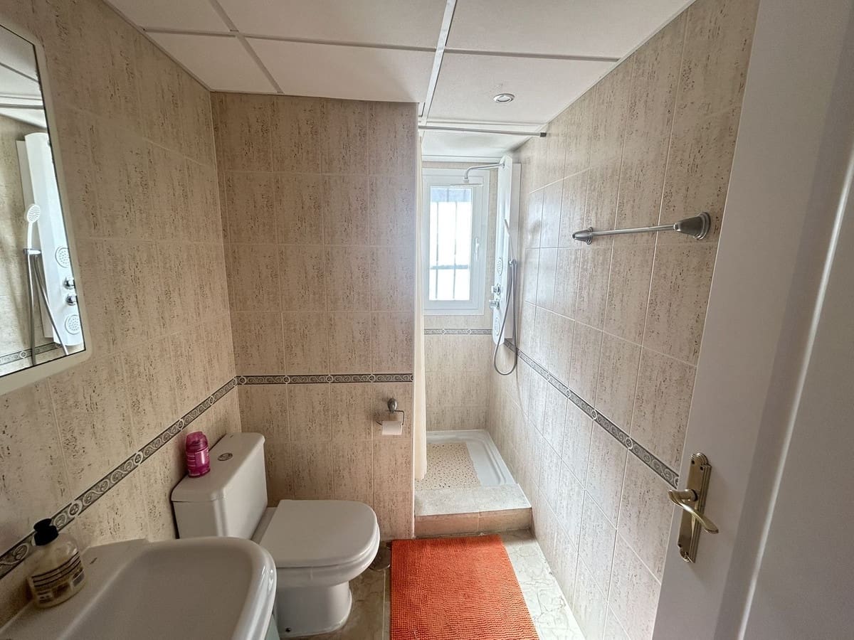 3 bedroom Apartment for sale in Calahonda with pool garage - € 345,000 (Ref: 10062915)