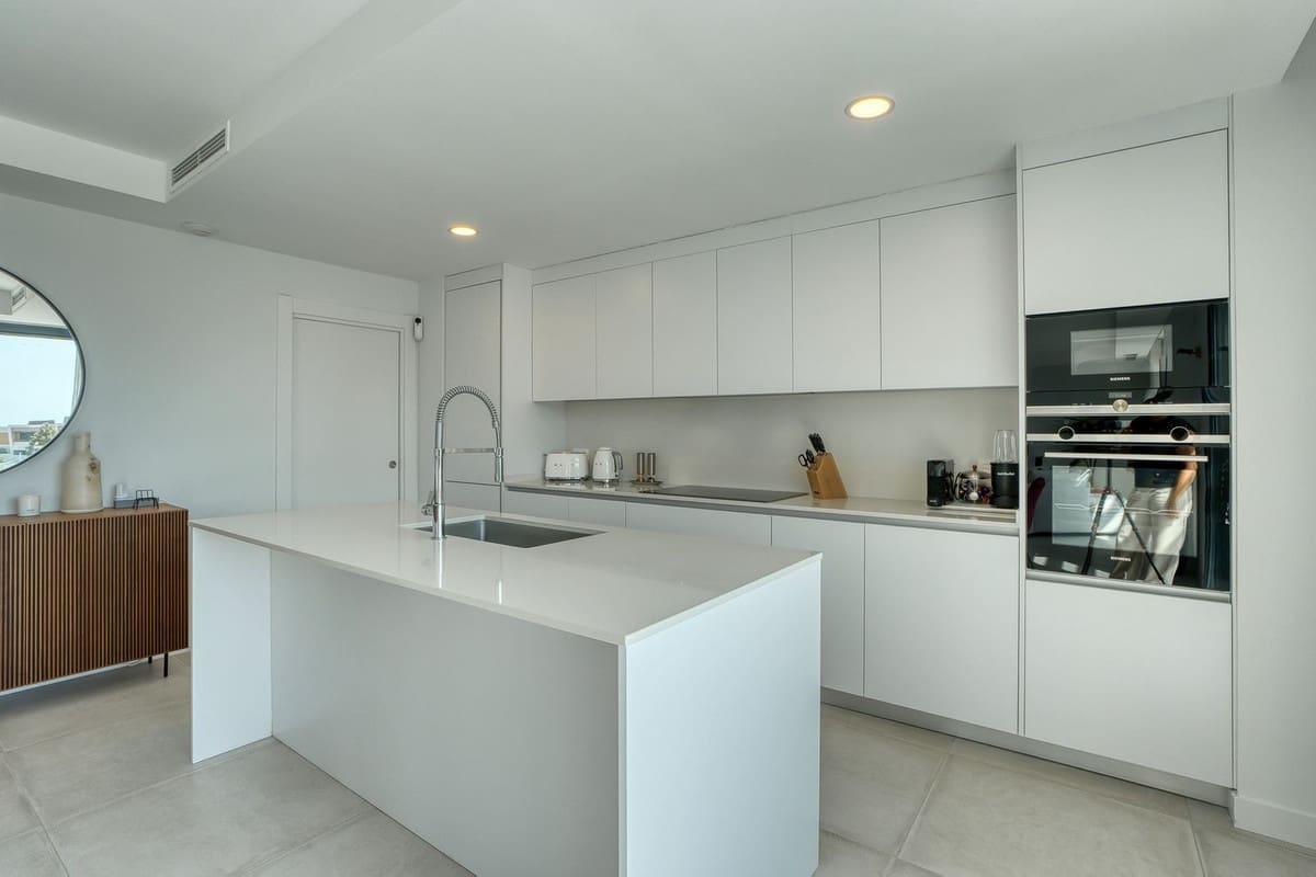 3 bedroom Townhouse for sale in El Chaparral with pool garage - € 889,500 (Ref: 10065495)