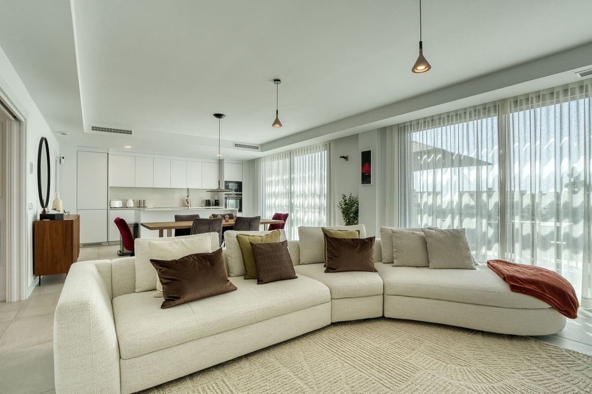 3 bedroom Townhouse for sale in El Chaparral with pool garage - € 889,500 (Ref: 10065495)