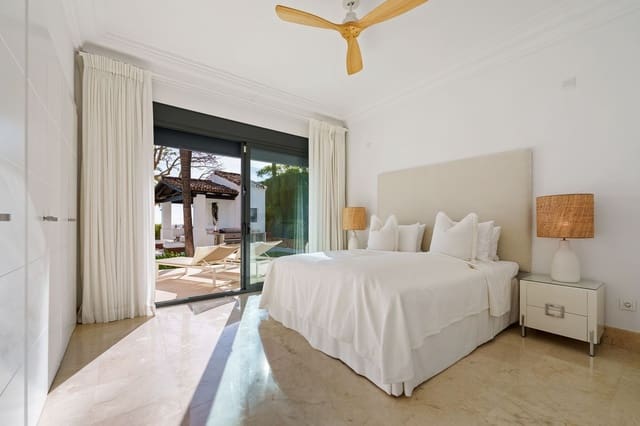 4 sovrum Villa till salu i Nueva Andalucia, Marbella med pool - 4 390 000 € (Ref: 10065499)