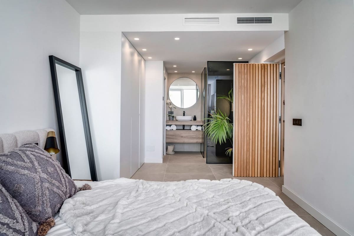 3 slaapkamer Appartement te koop in La Quinta met zwembad - € 720.000 (Ref: 10065500)
