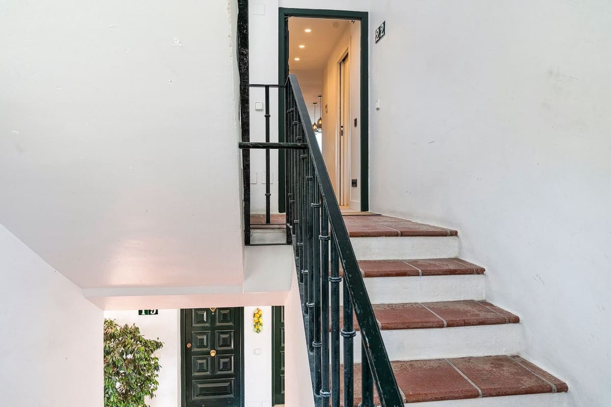 3 slaapkamer Appartement te koop in La Quinta met zwembad - € 720.000 (Ref: 10065500)