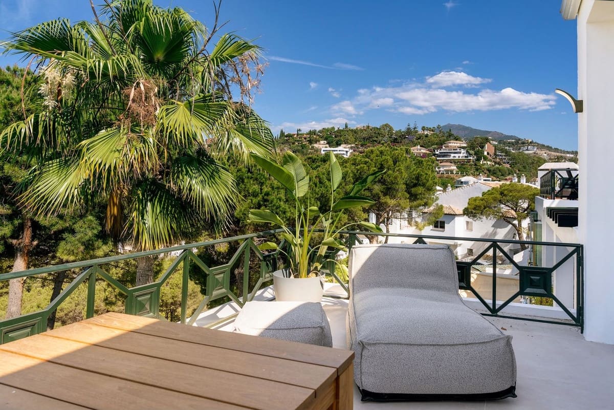 3 slaapkamer Appartement te koop in La Quinta met zwembad - € 720.000 (Ref: 10065500)
