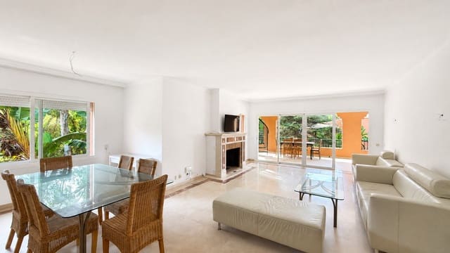4 Zimmer Apartment zu verkaufen in Estepona mit Pool Garage - 1.300.000 € (Ref: 10065502)