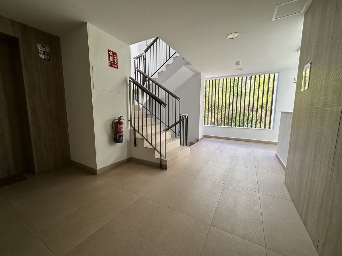 3 soveværelse Lejlighed til salg i Benahavis - € 675.000 (Ref: 10065503)