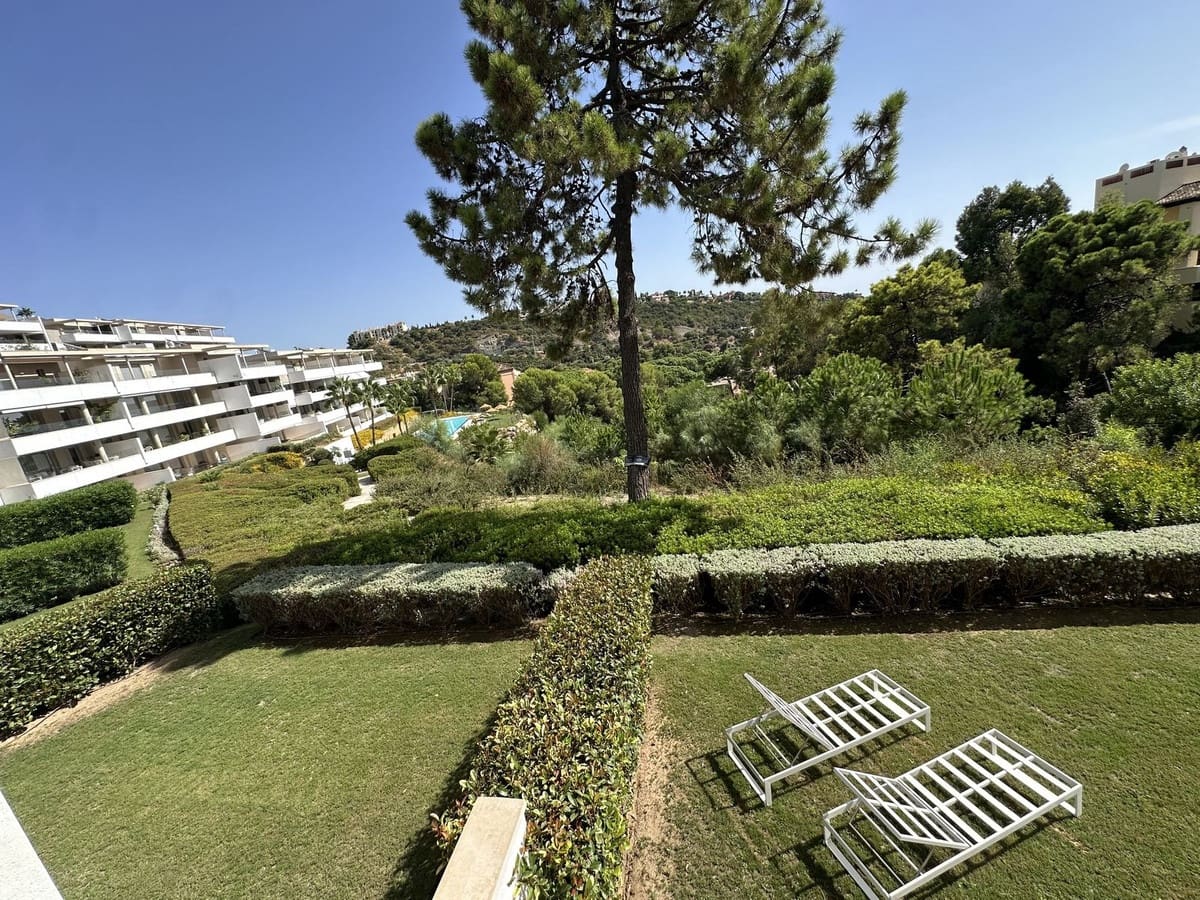 3 soveværelse Lejlighed til salg i Benahavis - € 675.000 (Ref: 10065503)