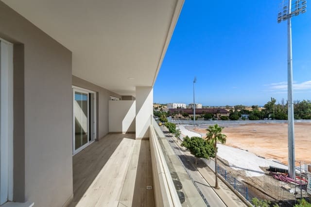 Apartamento de 3 habitaciones en Marbella en venta con piscina - 675.000 € (Ref: 10065504)
