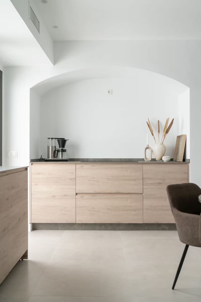 2 bedroom Apartment for sale in Nueva Andalucia with pool - € 649,000 (Ref: 10065506)