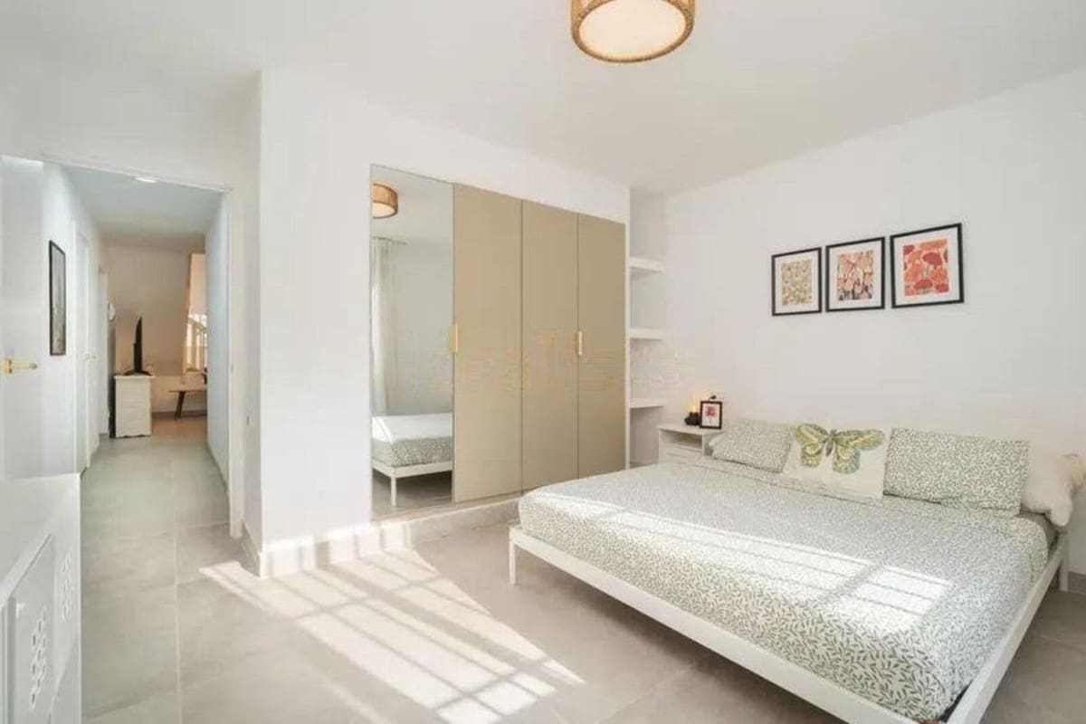 4 makuuhuone Omakotitalo myytävänä paikassa Benamara mukana uima-altaan - 582 000 € (Ref: 10082224)